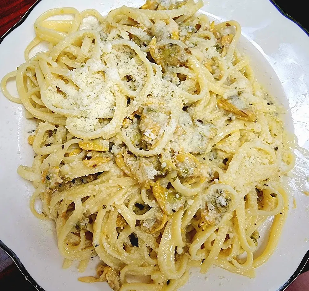 Clam Sauce and Linguine